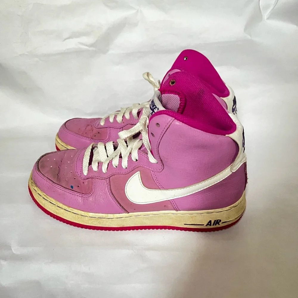 Nike good small